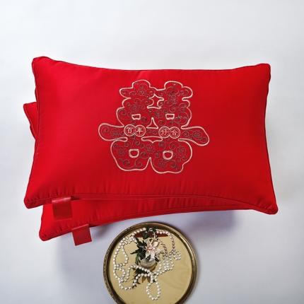 91家纺网 家纺一手货源 找家纺 瑞莉安 2023新款婚庆枕 大红双喜