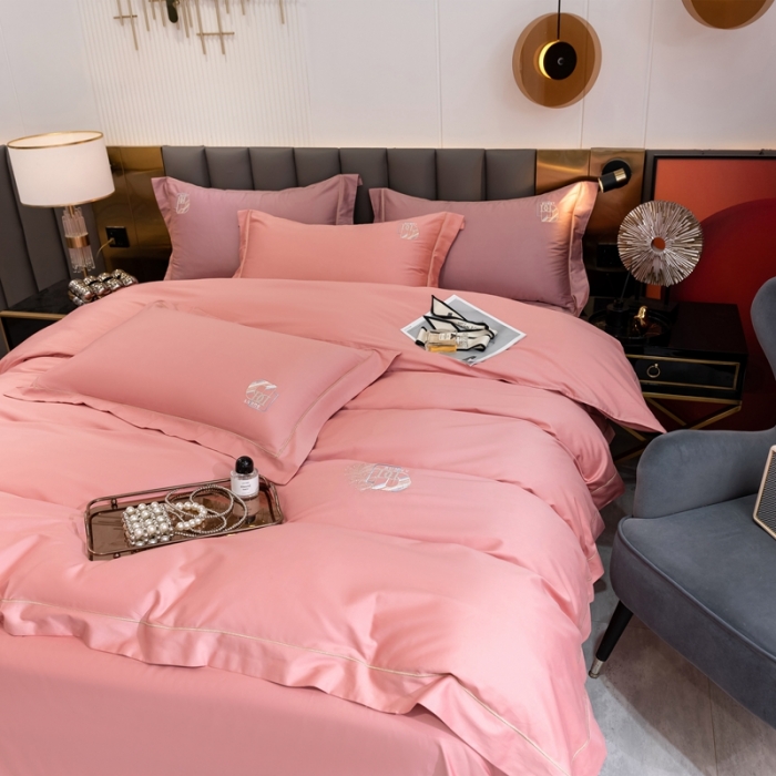 91家纺网 家纺一手货源 找家纺 琉宿 2023新款澳棉CR工艺50s双股长绒棉绣花四件套露西亚刺绣系列 露西亚-粉豆沙