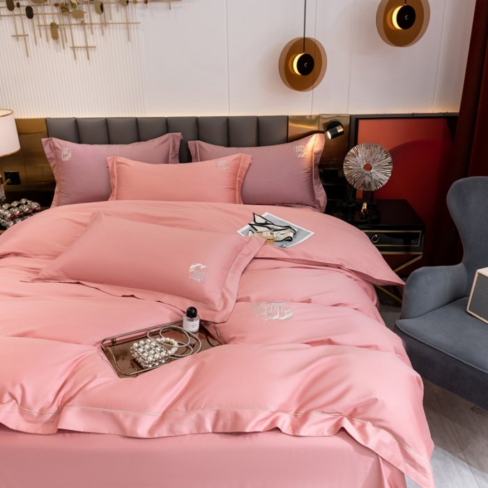 91家纺网 家纺一手货源 找家纺 琉宿 2023新款澳棉CR工艺50s双股长绒棉绣花四件套露西亚刺绣系列 露西亚-粉豆沙