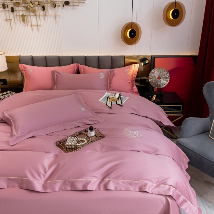 91家纺网 家纺一手货源 找家纺 琉宿 2023新款澳棉CR工艺50s双股长绒棉绣花四件套露西亚刺绣系列 露西亚-香芋紫