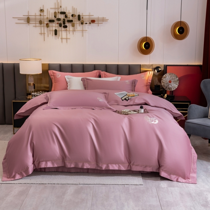 91家纺网 家纺一手货源 找家纺 琉宿 2023新款澳棉CR工艺50s双股长绒棉绣花四件套露西亚刺绣系列 露西亚-香芋紫