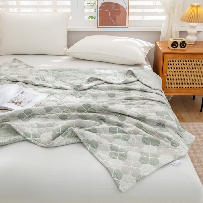 91家纺网 家纺一手货源 找家纺 卡奥 2023新款A类全棉提花针织棉夏被空调盖毯 四叶-绿