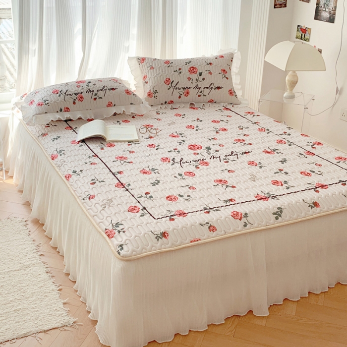 91家纺网 家纺一手货源 找家纺 (总)慕澄 2023新款大版雪纺床裙款乳胶凉席系列