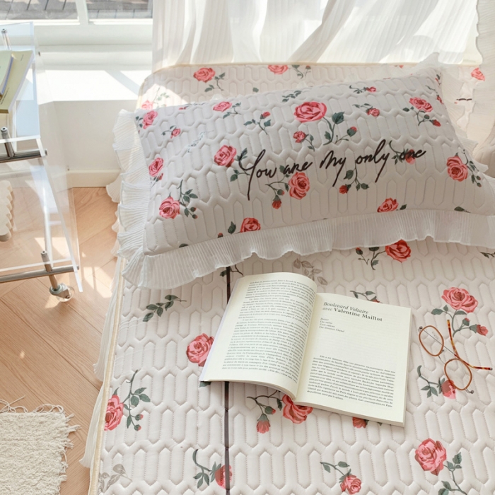 91家纺网 家纺一手货源 找家纺 (总)慕澄 2023新款大版雪纺床裙款乳胶凉席系列