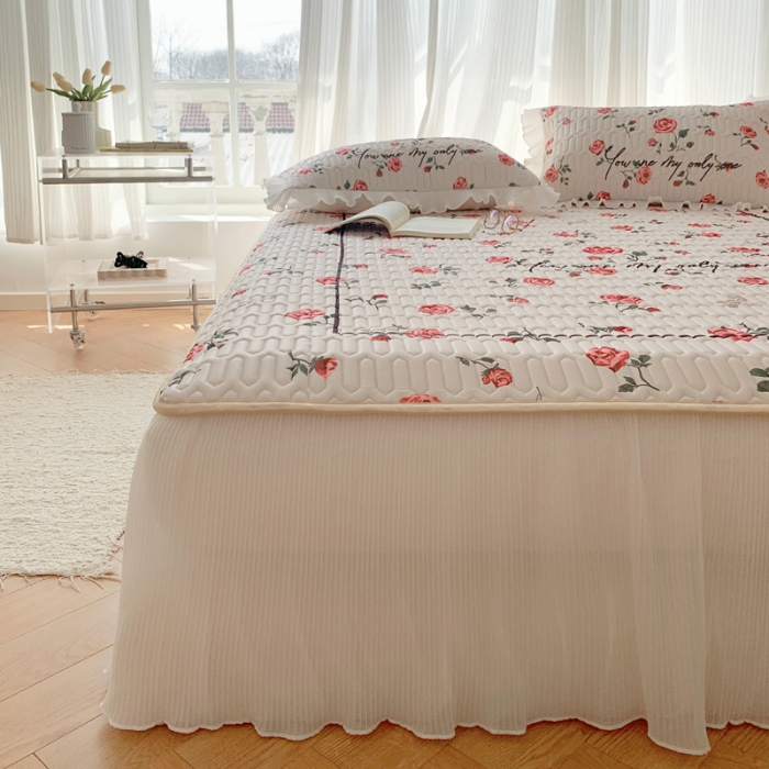 91家纺网 家纺一手货源 找家纺 慕澄 2023新款大版雪纺床裙款乳胶凉席系列 床裙款-半夏