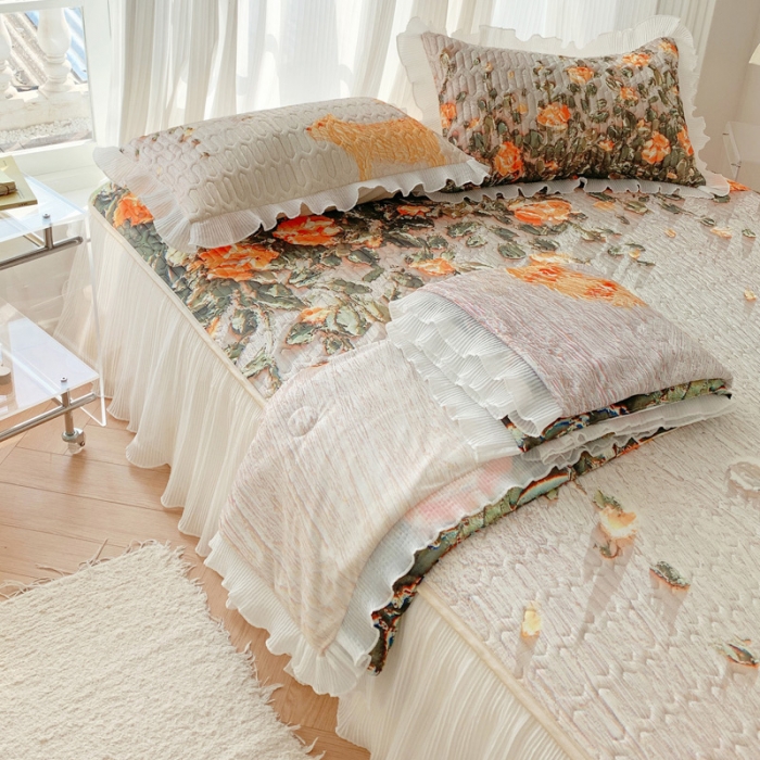 91家纺网 家纺一手货源 找家纺 慕澄 2023新款大版雪纺床裙款乳胶凉席系列 床裙款-风吹一夏