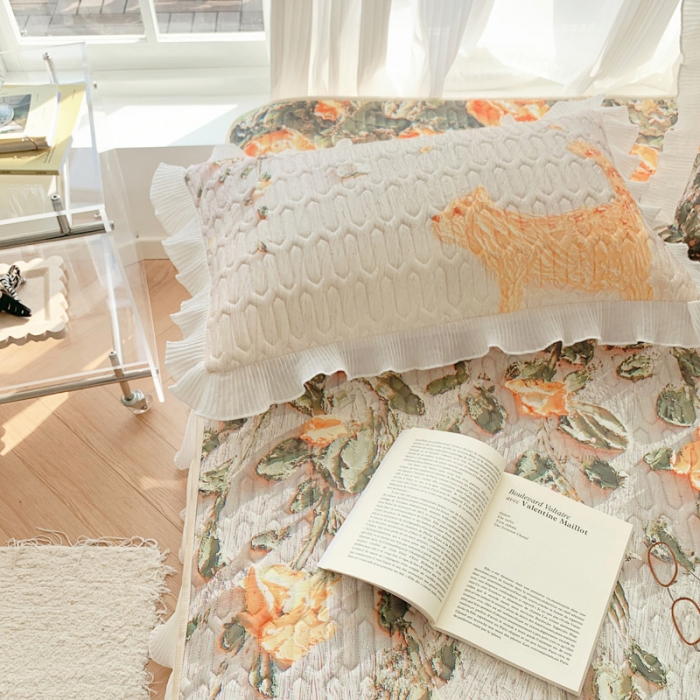 91家纺网 家纺一手货源 找家纺 慕澄 2023新款大版雪纺床裙款乳胶凉席系列 床裙款-风吹一夏