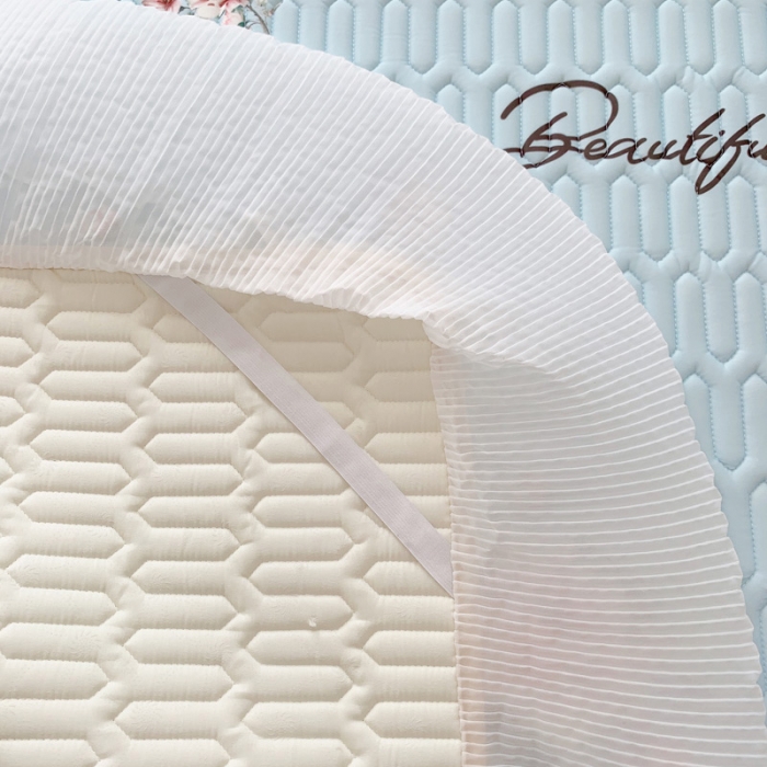 91家纺网 家纺一手货源 找家纺 慕澄 2023新款大版雪纺床裙款乳胶凉席系列 床裙款-浪漫花开