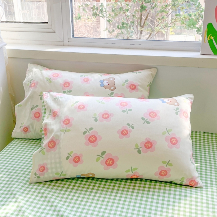 91家纺网 家纺一手货源 找家纺 格子铺 2023新款全棉印花系列棉花夏被 花瓣熊