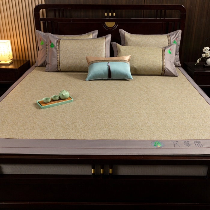 91家纺网 家纺一手货源 找家纺 简一2024新款艾草凉席床笠款冰丝席冰藤席 亚麻