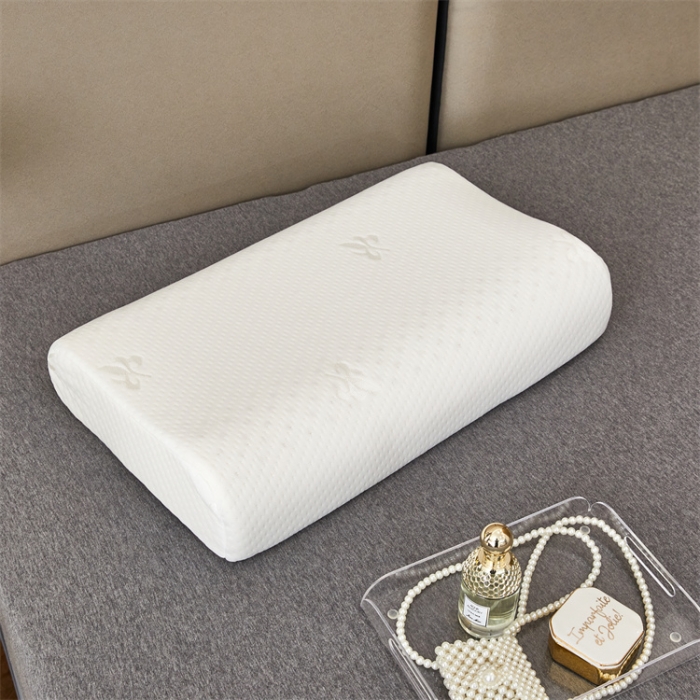 91家纺网 家纺一手货源 找家纺 天然泰国乳胶枕树叶款成人乳胶枕芯枕头平面颗粒按摩