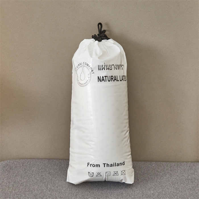 91家纺网 家纺一手货源 找家纺 天然泰国乳胶枕树叶款成人乳胶枕芯枕头平面颗粒按摩