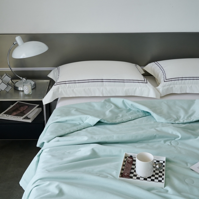 91家纺网 家纺一手货源 找家纺 榻尚 2023新款100支贡缎长绒棉超柔夏被空调被子被芯 涟漪绿