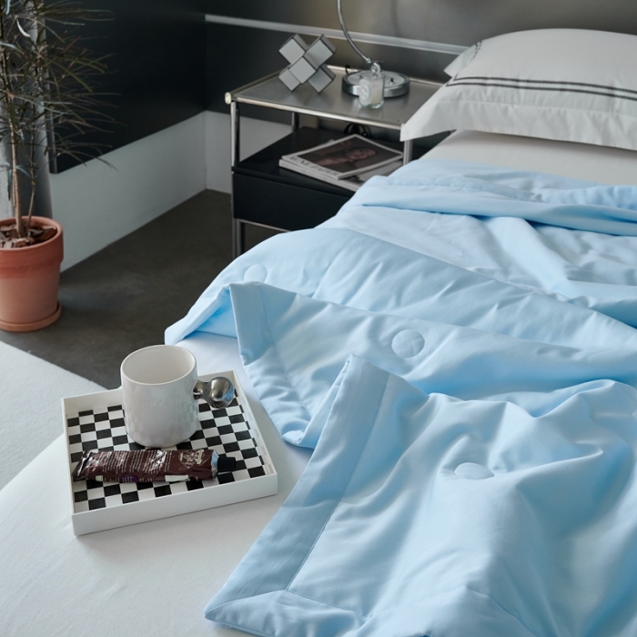 91家纺网 家纺一手货源 找家纺 榻尚 2023新款100支贡缎长绒棉超柔夏被空调被子被芯 天真蓝