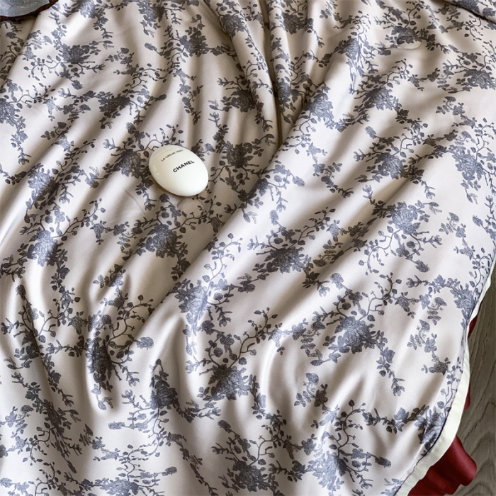 91家纺网 家纺一手货源 找家纺 汇庭 2023新款 雅丝系列夏被 微微安