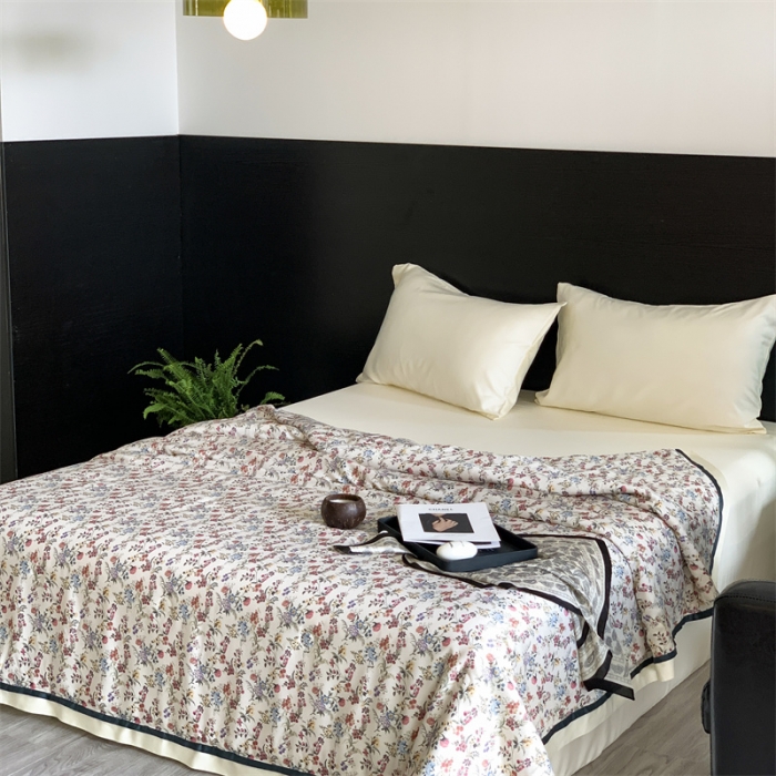 91家纺网 家纺一手货源 找家纺 汇庭 2023新款 雅丝系列夏被 雷蒙