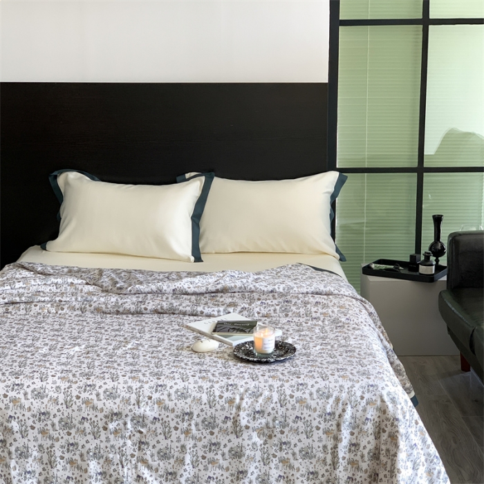 91家纺网 家纺一手货源 找家纺 汇庭 2023新款 雅丝系列夏被寻觅兔