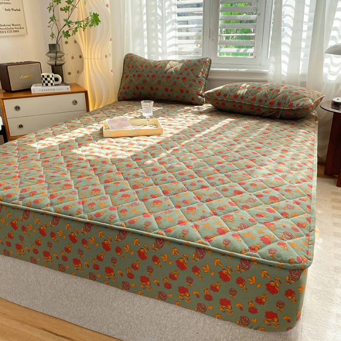 91家纺网 家纺一手货源 找家纺 豪选2025新款全棉防水床笠 绿底玫瑰