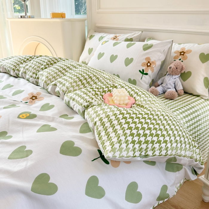 91家纺网 家纺一手货源 找家纺 星巴k家纺2023新款全棉花卉印花简约卡通款多规格四件套 阿芙佳朵绿