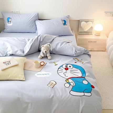 91家纺网 家纺一手货源 找家纺 猪先生 2023新款 叮当猫纯棉绣花四件套 捂嘴哆啦蓝