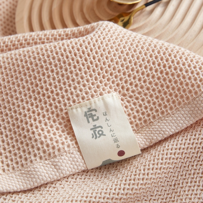 91家纺网 家纺一手货源 找家纺 乐家毛巾被2023新款蜂窝浴巾 茶白