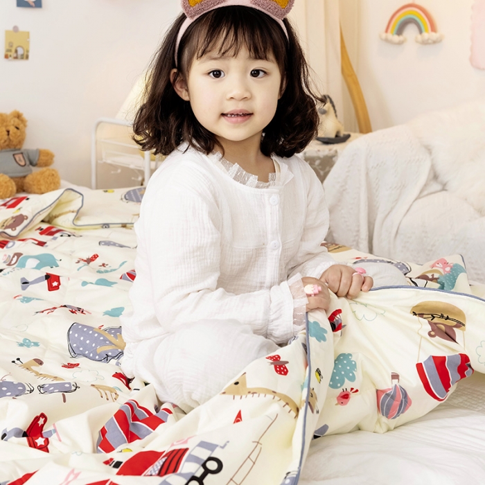 91家纺网 家纺一手货源 找家纺 十九色2024新款ins全棉儿童夏被 游乐场