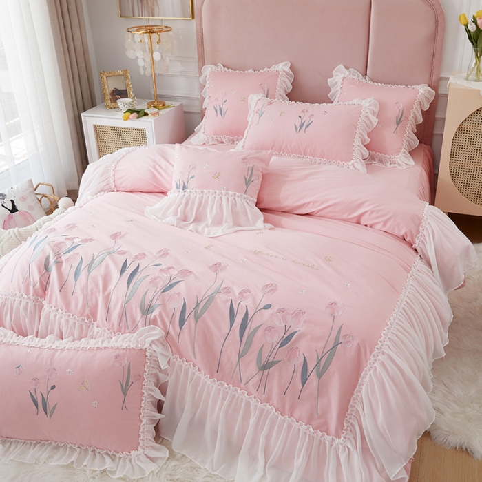 91家纺网 家纺一手货源 找家纺 亲亲公主2025新款全棉韩版绣花韩版公主风蕾丝四件套-郁金香粉色