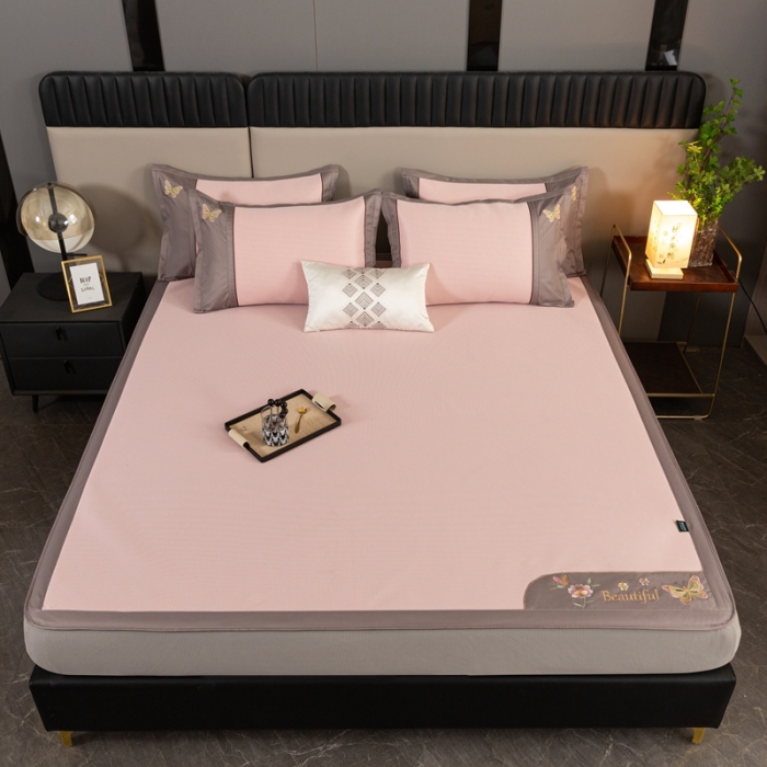 91家纺网 家纺一手货源 找家纺 简一2024新款小千鸟格蝶恋花系列抗菌凉席床笠款-蝶恋花抗菌席-粉色