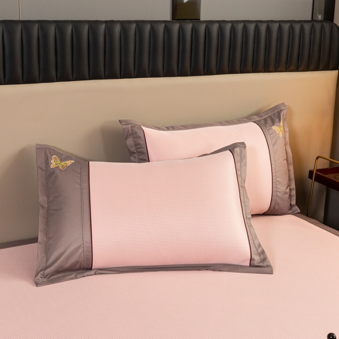 91家纺网 家纺一手货源 找家纺 简一2024新款小千鸟格蝶恋花系列抗菌凉席床笠款-蝶恋花抗菌席-粉色