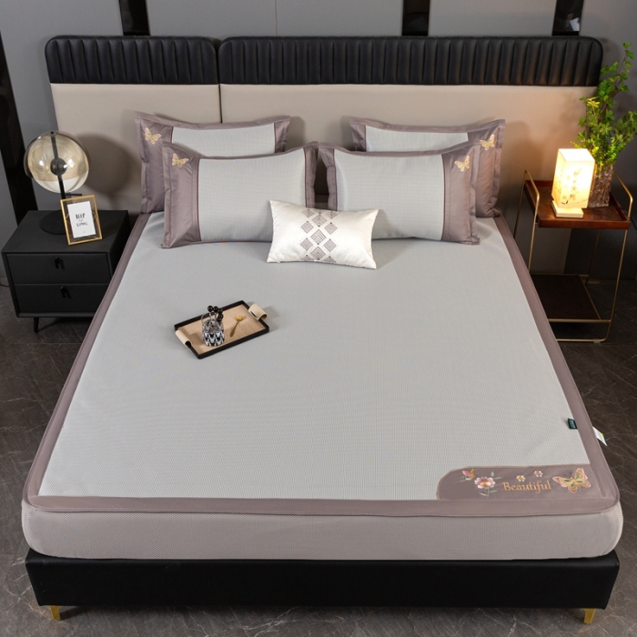 91家纺网 家纺一手货源 找家纺 简一2024新款小千鸟格蝶恋花系列抗菌凉席床笠款-蝶恋花抗菌席-灰色