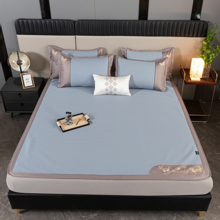 91家纺网 家纺一手货源 找家纺 简一2024新款小千鸟格蝶恋花系列抗菌凉席床笠款-蝶恋花抗菌席-蓝色