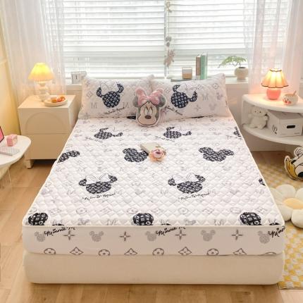 91家纺网 家纺一手货源 找家纺 鑫钰 2023新款迪士尼印花夹棉床笠 时尚米妮