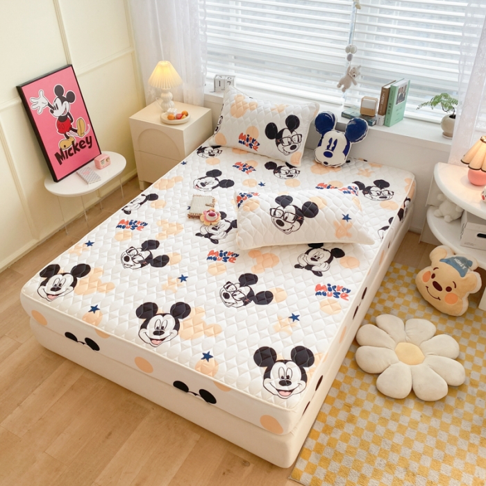 91家纺网 家纺一手货源 找家纺 鑫钰 2023新款迪士尼印花夹棉床笠 开心米奇