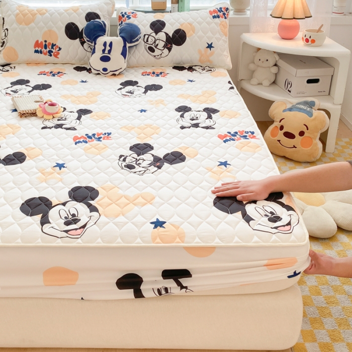 91家纺网 家纺一手货源 找家纺 鑫钰 2023新款迪士尼印花夹棉床笠 开心米奇