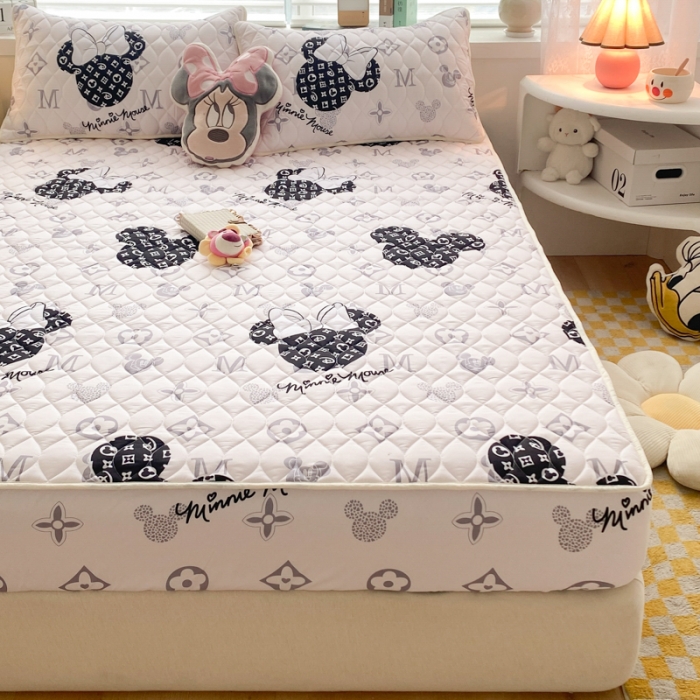 91家纺网 家纺一手货源 找家纺 鑫钰 2023新款迪士尼印花夹棉床笠 时尚米妮