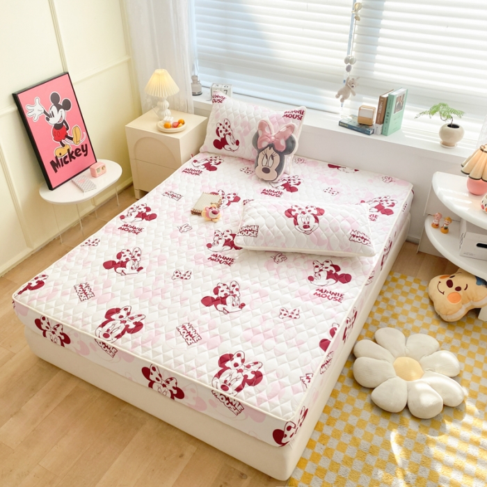 91家纺网 家纺一手货源 找家纺 鑫钰 2023新款迪士尼印花夹棉床笠 开心米妮 红