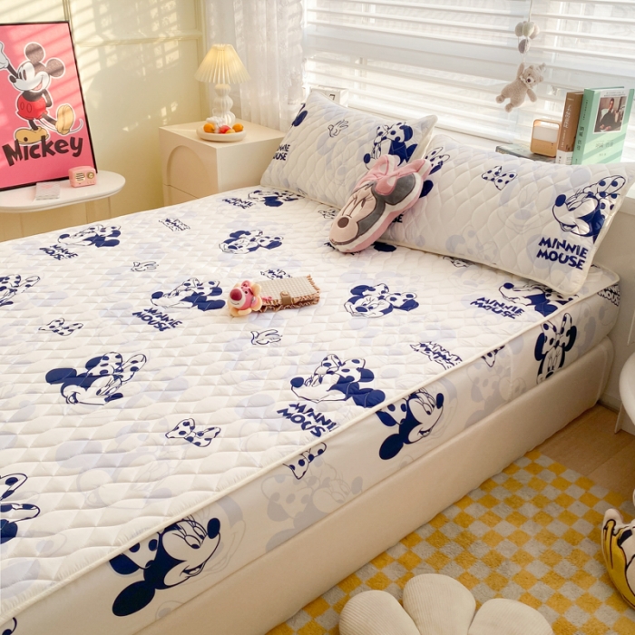91家纺网 家纺一手货源 找家纺 鑫钰 2023新款迪士尼印花夹棉床笠 开心米妮 蓝