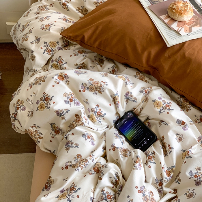 91家纺网 家纺一手货源 找家纺 六巷胡同 2023新款ins韩国博主风小碎花混搭四件套 藤上蔷薇