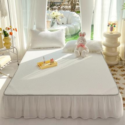 91家纺网 家纺一手货源 找家纺 新印象 2025新款凉感3D冰豆豆床裙凉席 纯白