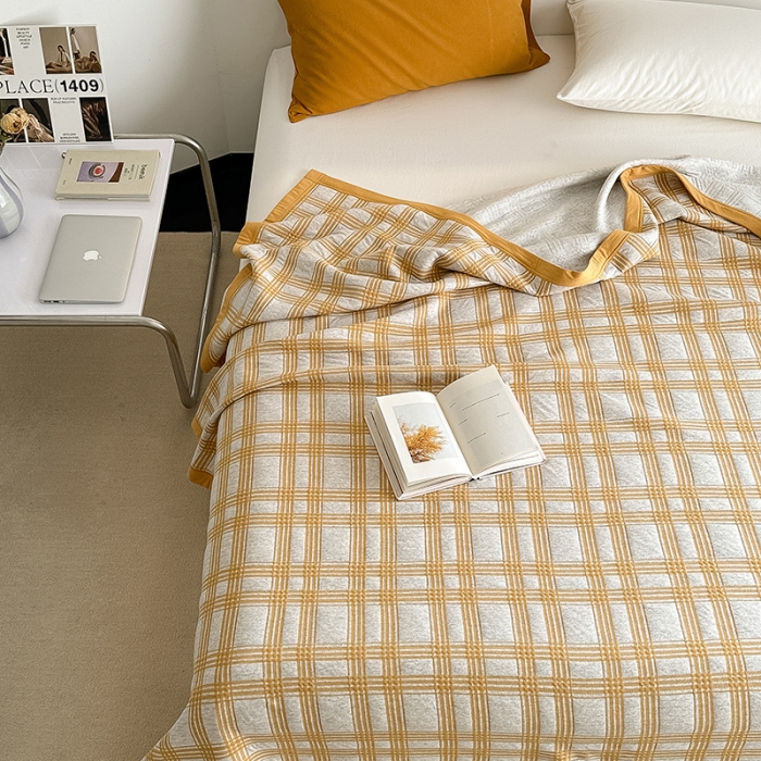 91家纺网 家纺一手货源 找家纺 吾秀  2023 A类色织全棉针织提花盖毯 方格-黄