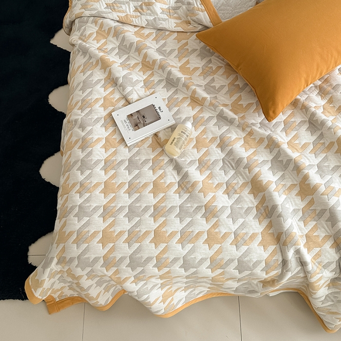 91家纺网 家纺一手货源 找家纺 吾秀  2023 A类色织全棉针织提花盖毯 洛克-黄