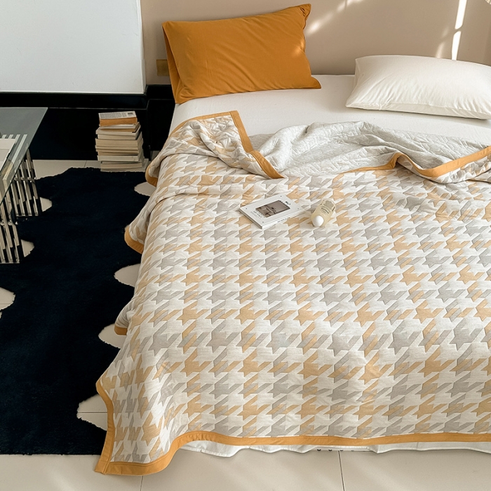 91家纺网 家纺一手货源 找家纺 吾秀  2023 A类色织全棉针织提花盖毯 洛克-黄