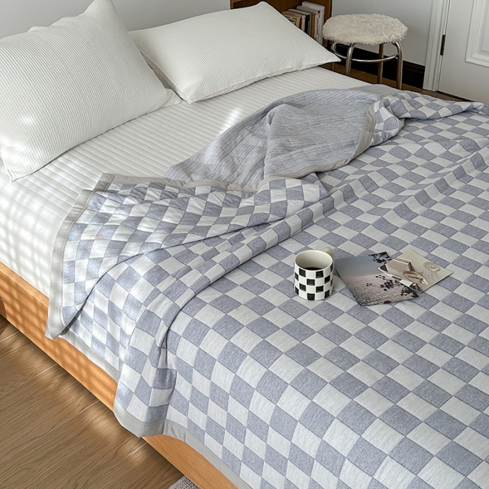 91家纺网 家纺一手货源 找家纺 吾秀  2023 A类色织全棉针织提花盖毯 棋盘格-蓝