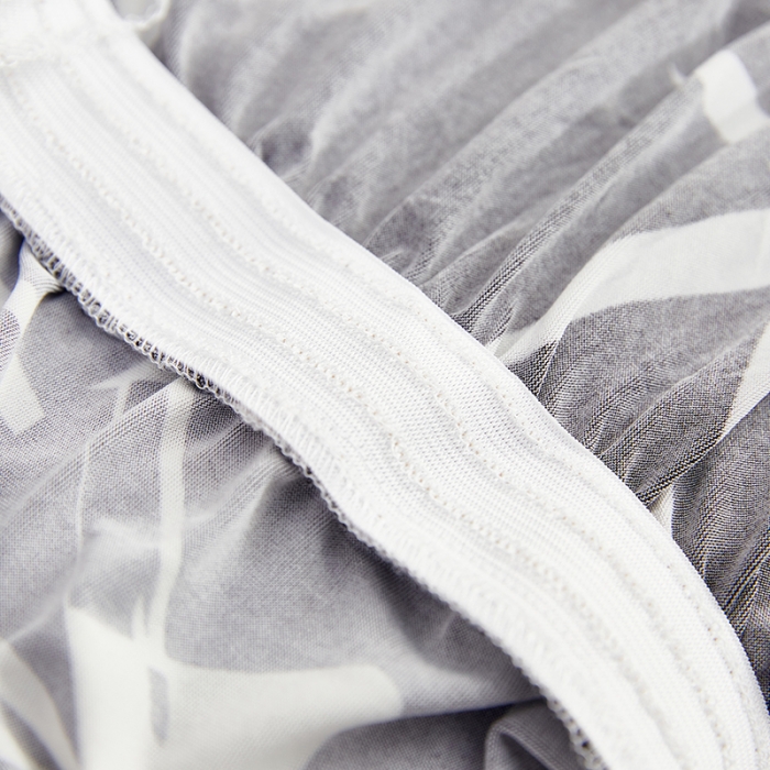 91家纺网 家纺一手货源 找家纺 （总）共鸣 2023新款牛奶丝印花系列椅套（裙摆款）