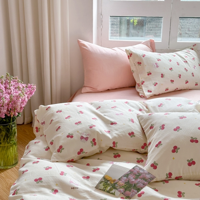 91家纺网 家纺一手货源 找家纺 时年 2023新款全棉母婴级有氧双层纱夏被四件套 樱桃小兔