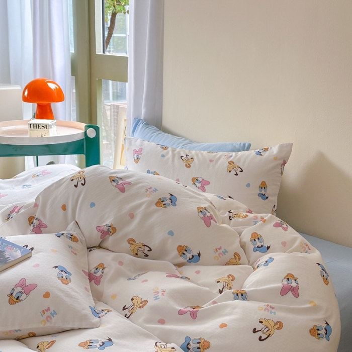 91家纺网 家纺一手货源 找家纺 时年 2023新款全棉母婴级有氧双层纱夏被四件套 唐老鸭家族