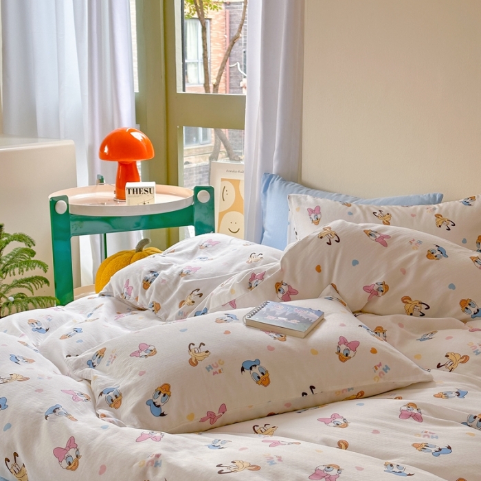 91家纺网 家纺一手货源 找家纺 时年 2023新款全棉母婴级有氧双层纱夏被四件套 唐老鸭家族