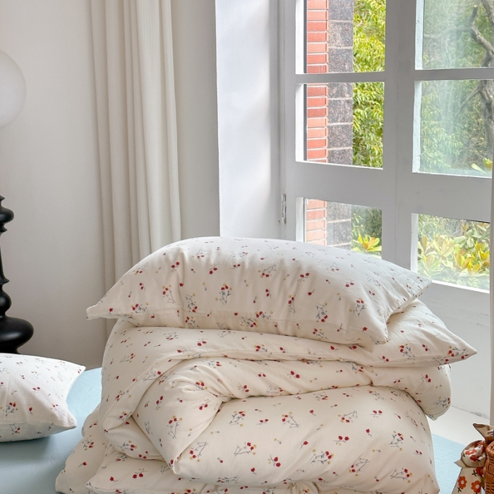 91家纺网 家纺一手货源 找家纺 时年 2023新款全棉母婴级有氧双层纱夏被四件套 花季