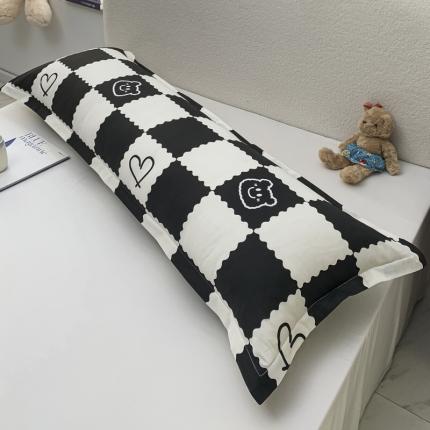 91家纺网 家纺一手货源 找家纺 爱港 2023新款全棉13370宜家风双人情侣枕套 时尚派