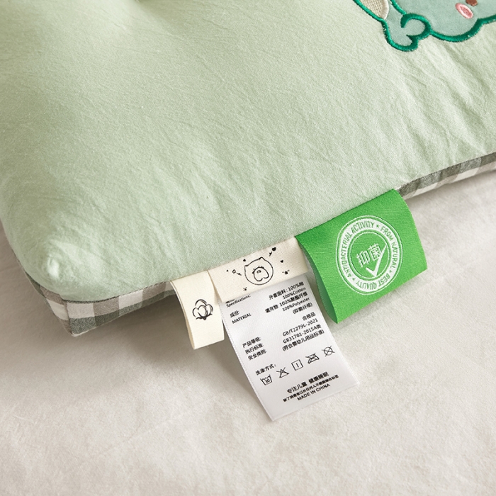 91家纺网 家纺一手货源 找家纺 荷马之梦 2023新款全棉32s水洗棉绣花儿童枕芯宝宝枕头 绿恐龙30*50cm